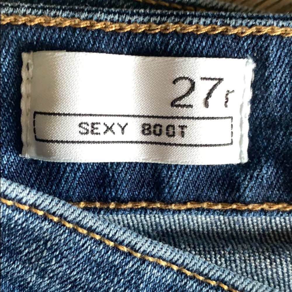 Jeans - Picture 2 of 3